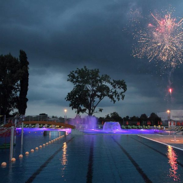 koupaliste Trnava_ohnostroj