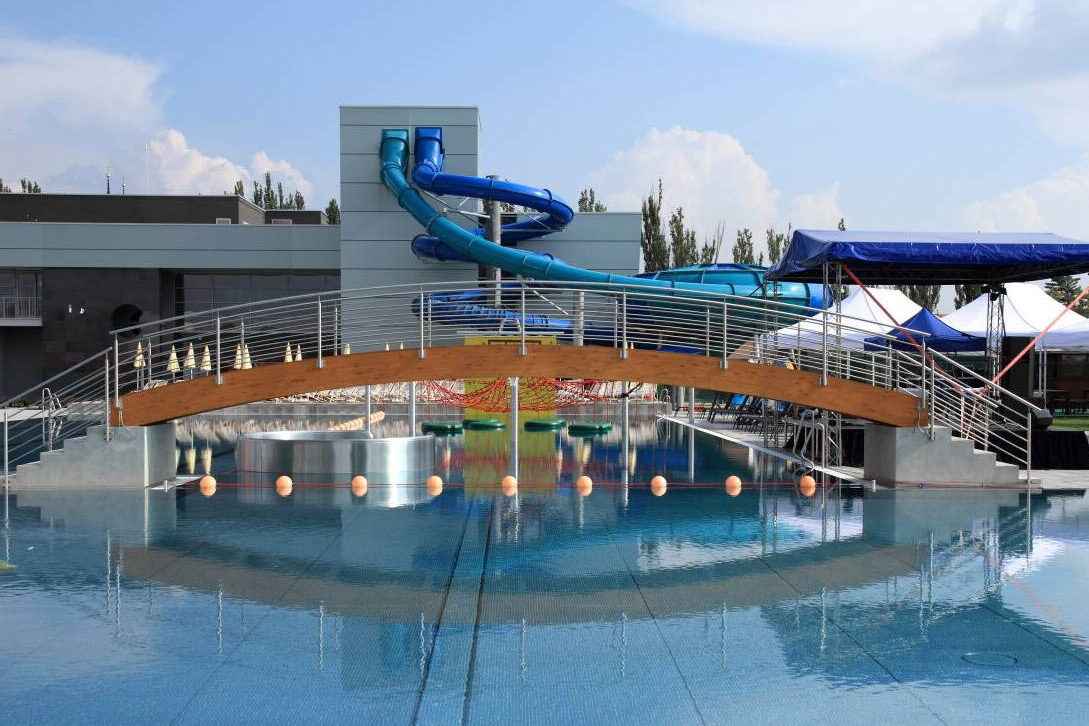 obcanska-stavba-rekonstrukce-koupaliste-hlavni Reference, občanská stavba - rekonstrukce koupaliště